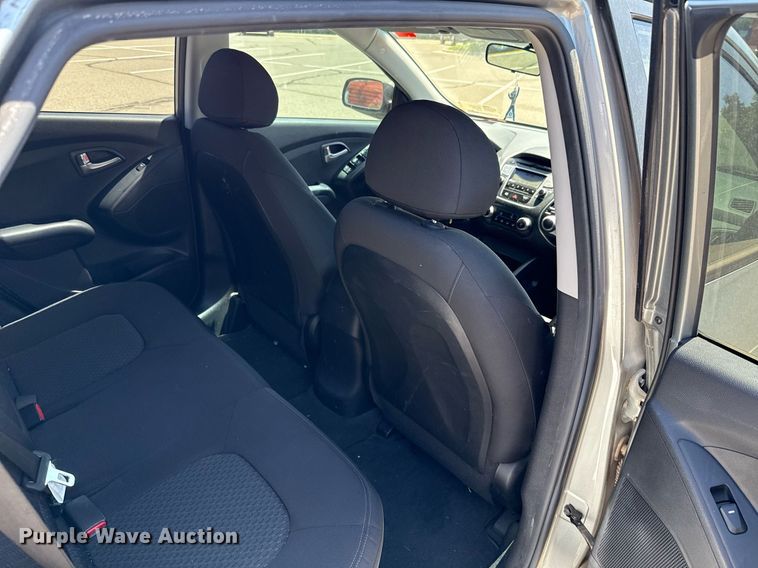 image for item DO7189 2013 Hyundai Tucson SUV