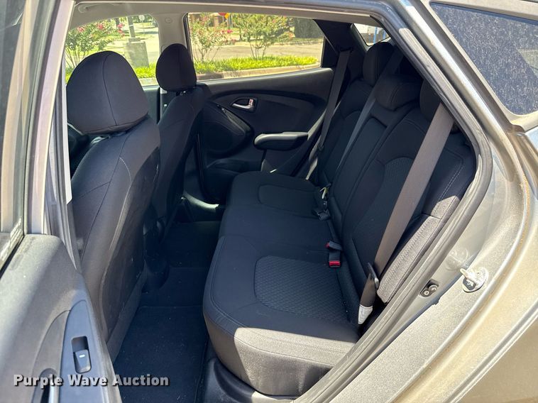 image for item DO7189 2013 Hyundai Tucson SUV