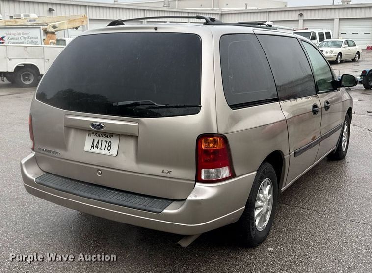 image for item DR2793 2002 Ford Windstar LX van