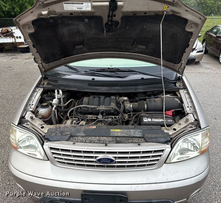 image for item DR2793 2002 Ford Windstar LX van