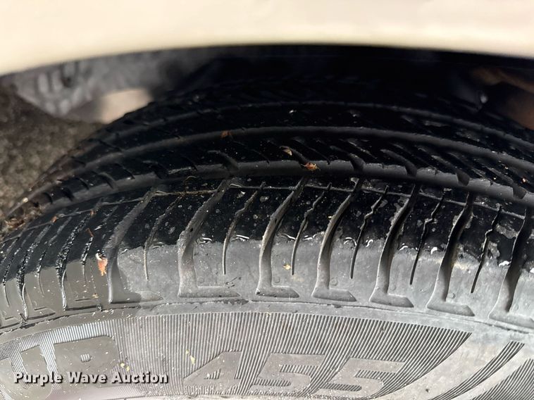 image for item DR2793 2002 Ford Windstar LX van