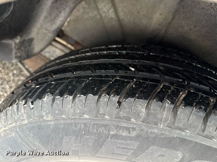 image for item DR2793 2002 Ford Windstar LX van