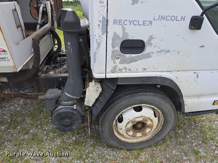 image for item DR3906 2006 GMC W5 refuse truck