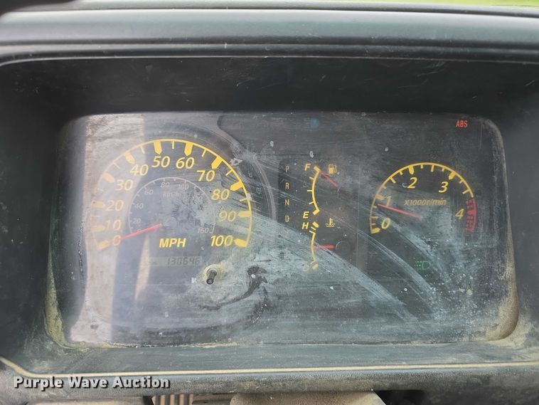 image for item DR3906 2006 GMC W5 refuse truck