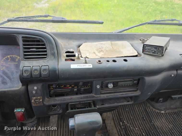 image for item DR3906 2006 GMC W5 refuse truck