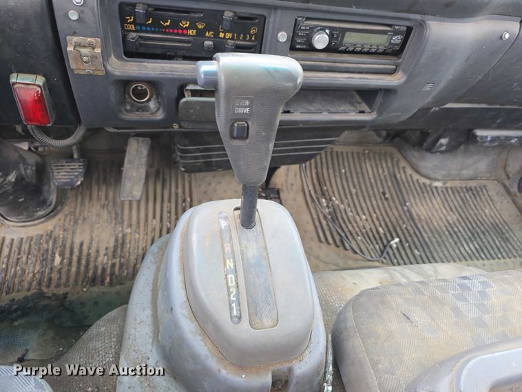 image for item DR3906 2006 GMC W5 refuse truck