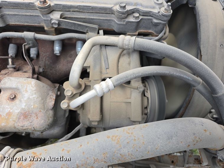 image for item DR3906 2006 GMC W5 refuse truck