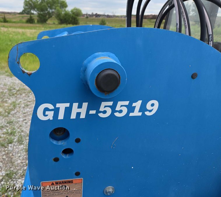 image for item DR3909 2017 Genie GTH-5519 telehandler