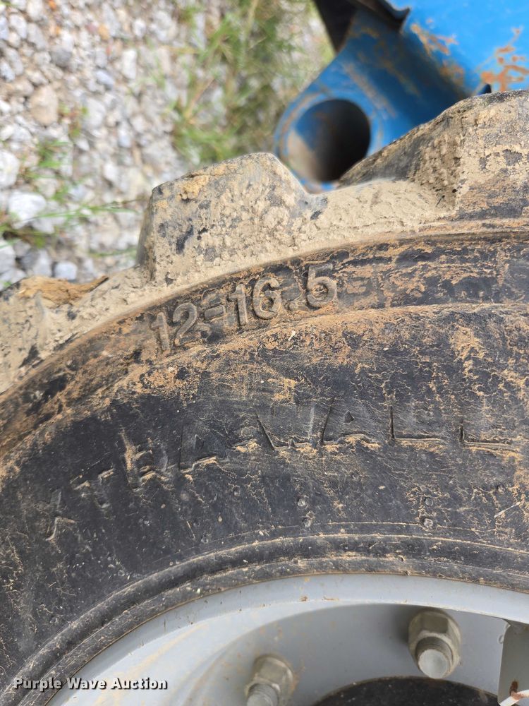 image for item DR3909 2017 Genie GTH-5519 telehandler