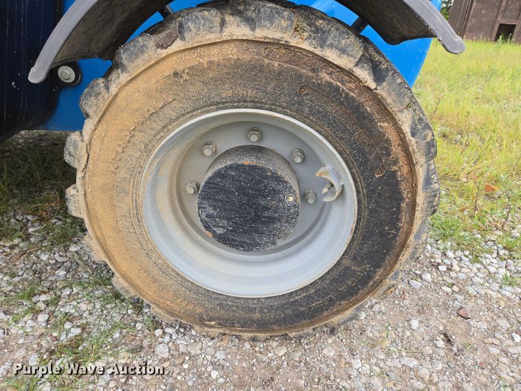 image for item DR3909 2017 Genie GTH-5519 telehandler