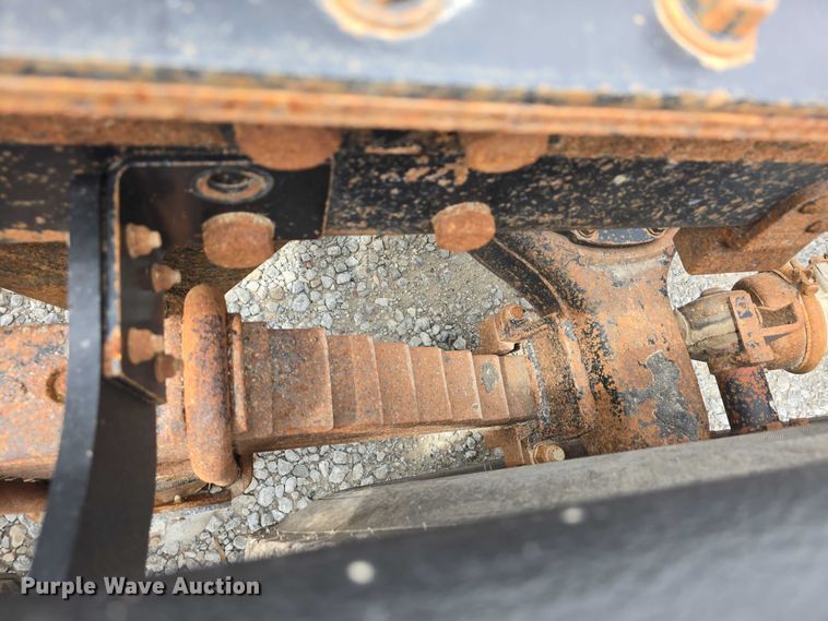 image for item DR3910 1990 Mack RD690S semi truck