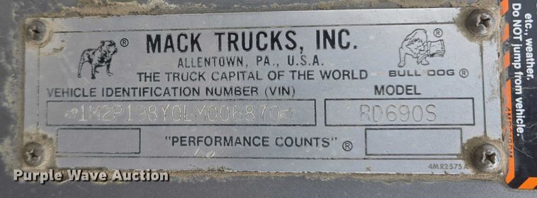 image for item DR3910 1990 Mack RD690S semi truck