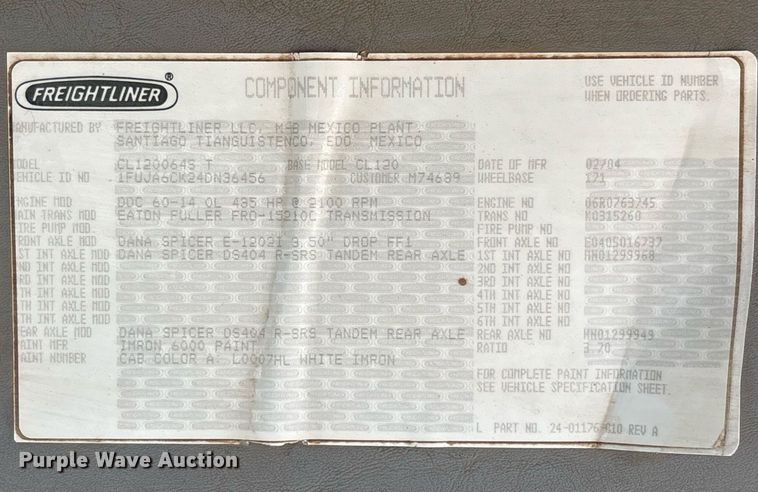 image for item DT6676 2004 Freightliner CL120 semi truck