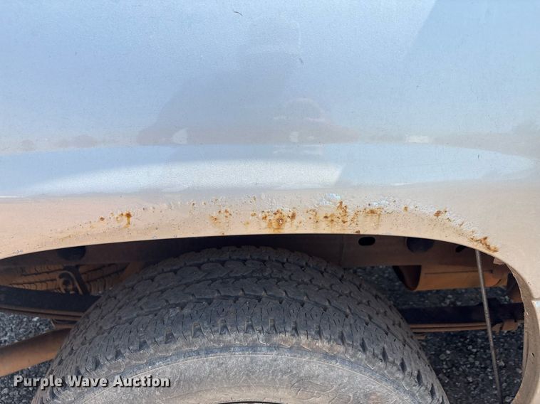 image for item DT6684 2005 GMC Sierra Ext. Cab pickup truck