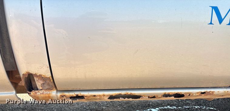 image for item DT6684 2005 GMC Sierra Ext. Cab pickup truck