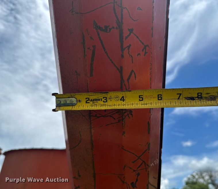 image for item DU9297 United Farm Tools 758 feed grinder/mixer