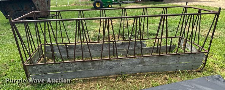 image for item DU9298 Hay feeder