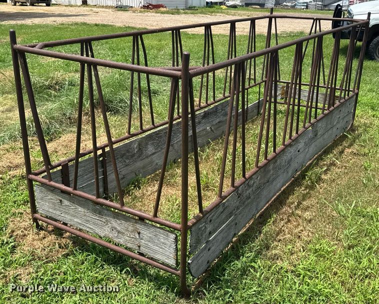 image for item DU9298 Hay feeder