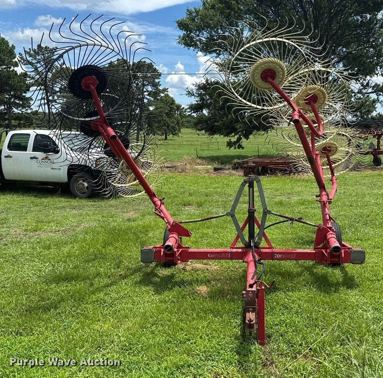 image for item DU9301 Tonutti hay rake