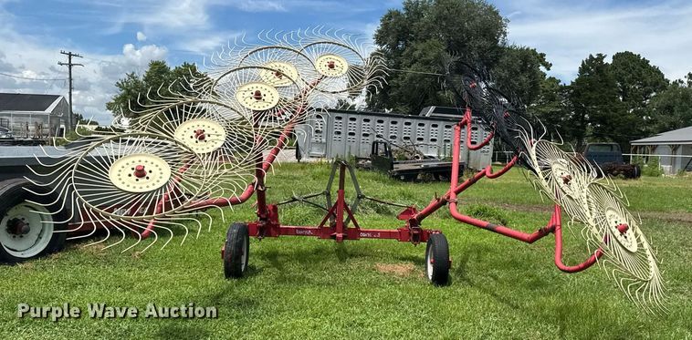 image for item DU9301 Tonutti hay rake