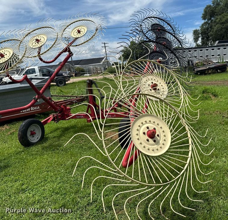 image for item DU9301 Tonutti hay rake