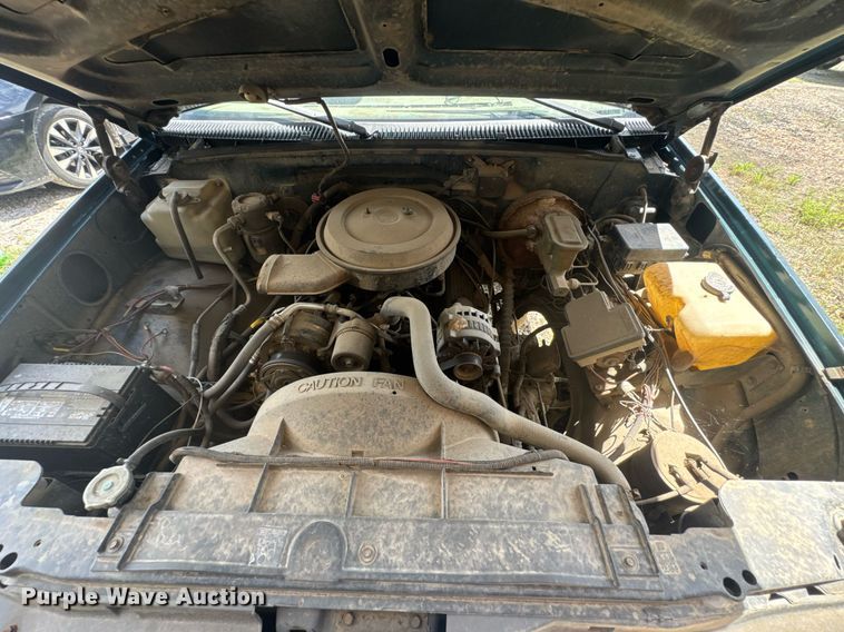 image for item DU9304 1995 Chevrolet K1500 pickup truck