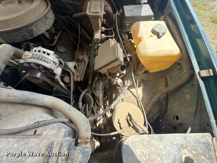 image for item DU9304 1995 Chevrolet K1500 pickup truck