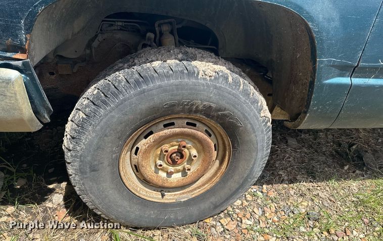 image for item DU9304 1995 Chevrolet K1500 pickup truck