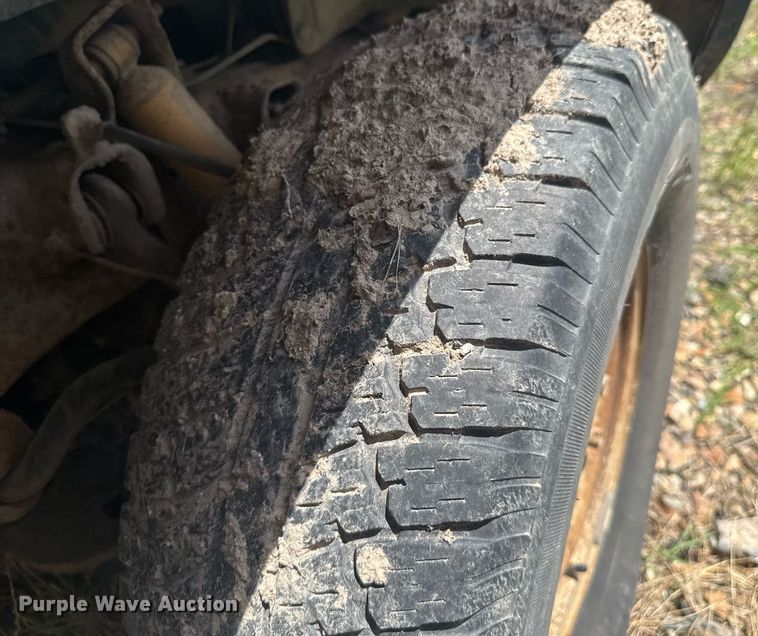 image for item DU9304 1995 Chevrolet K1500 pickup truck