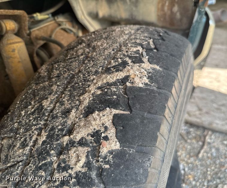 image for item DU9304 1995 Chevrolet K1500 pickup truck