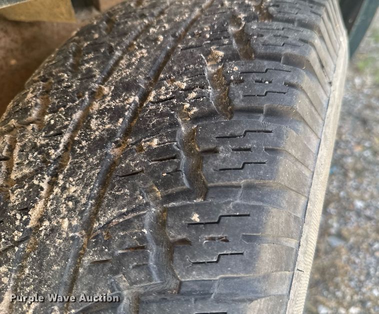 image for item DU9304 1995 Chevrolet K1500 pickup truck