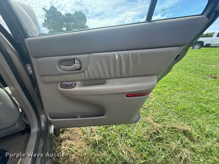 image for item DU9307 2005 Buick Century 