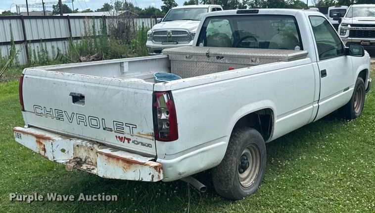 image for item DU9308 1998 Chevrolet C1500 pickup truck