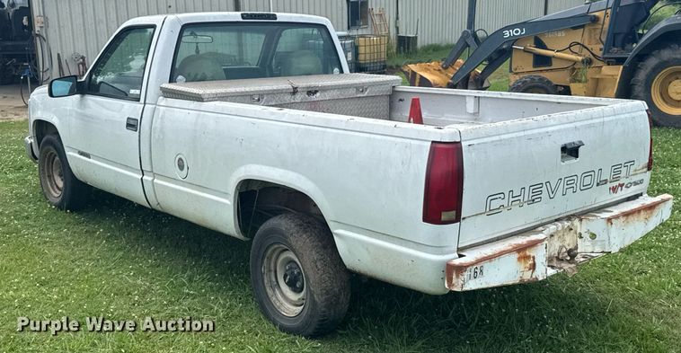 image for item DU9308 1998 Chevrolet C1500 pickup truck