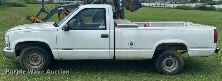 image for item DU9308 1998 Chevrolet C1500 pickup truck