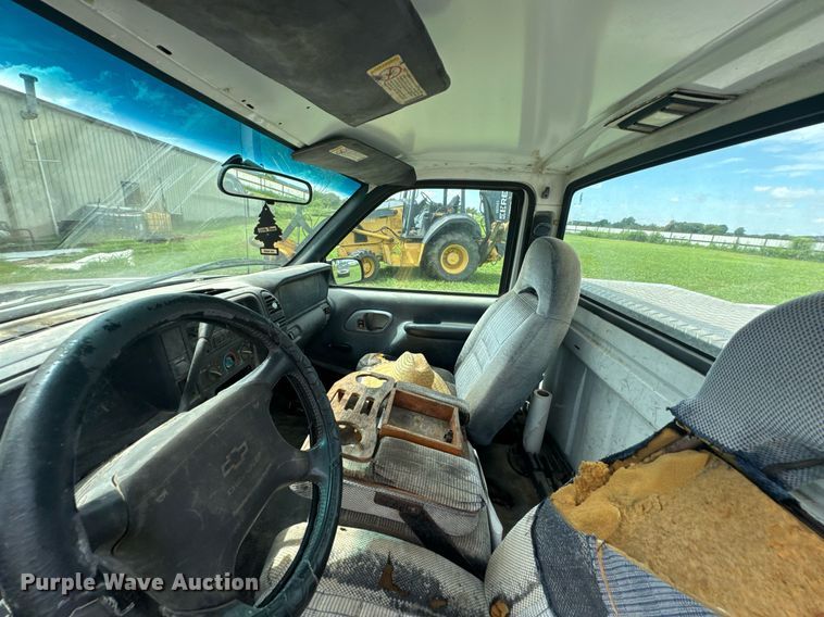 image for item DU9308 1998 Chevrolet C1500 pickup truck