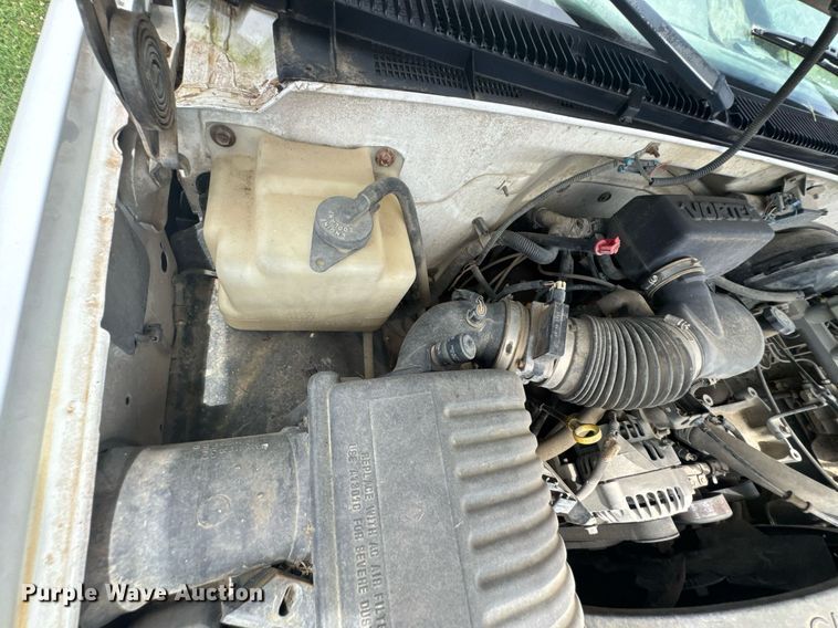 image for item DU9308 1998 Chevrolet C1500 pickup truck