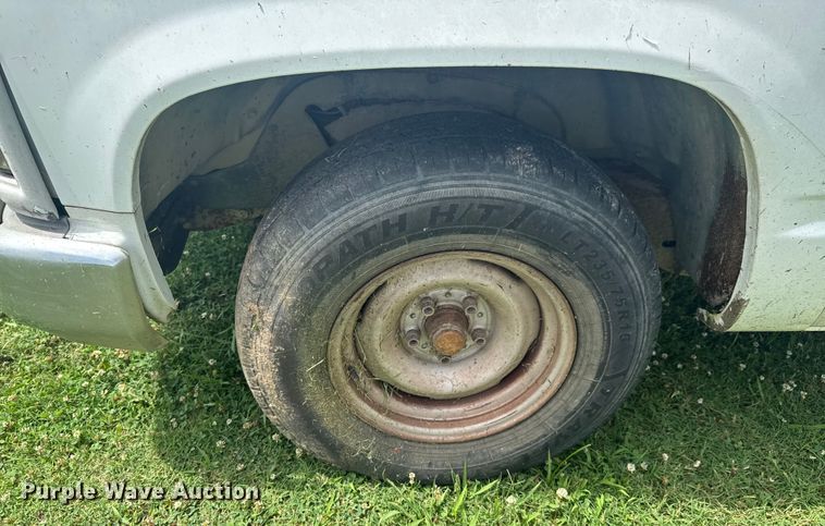 image for item DU9308 1998 Chevrolet C1500 pickup truck