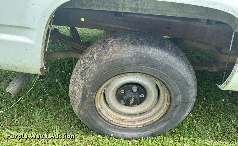 image for item DU9308 1998 Chevrolet C1500 pickup truck