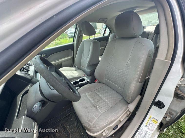 image for item DU9309 2010 Ford Fusion 