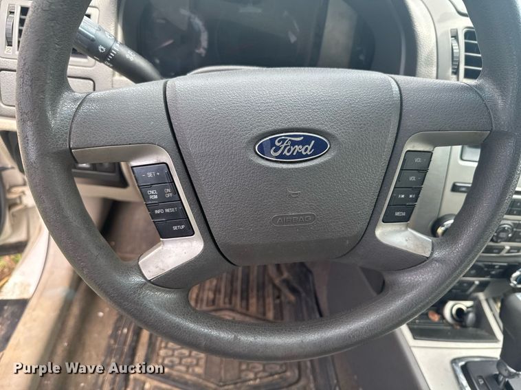image for item DU9309 2010 Ford Fusion 