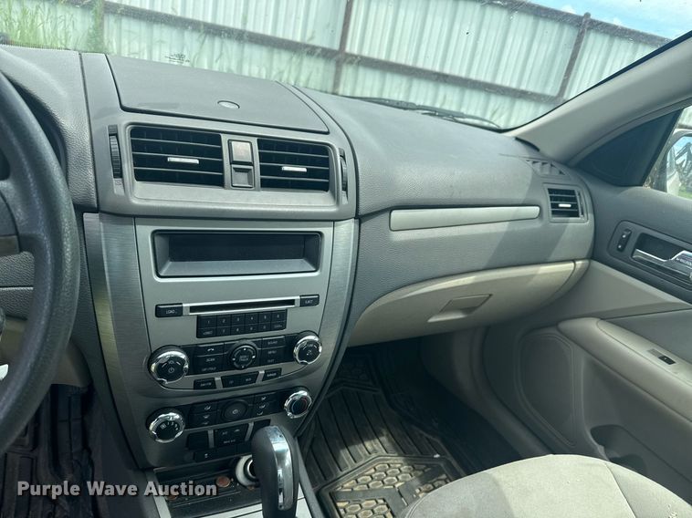 image for item DU9309 2010 Ford Fusion 