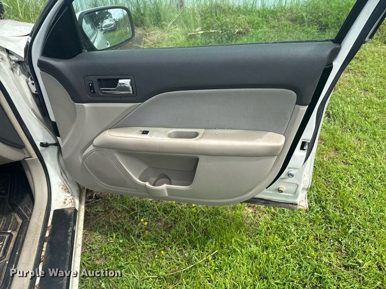 image for item DU9309 2010 Ford Fusion 