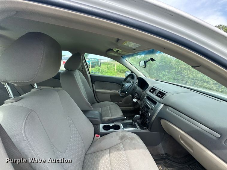 image for item DU9309 2010 Ford Fusion 