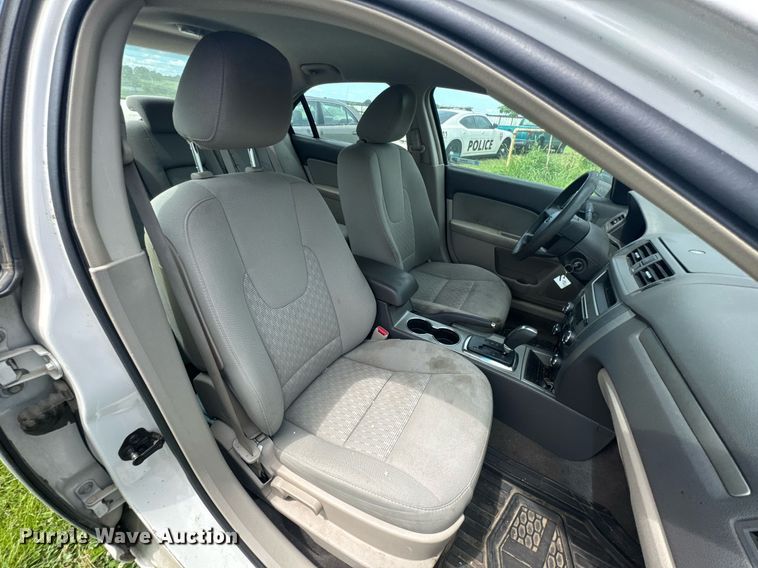 image for item DU9309 2010 Ford Fusion 