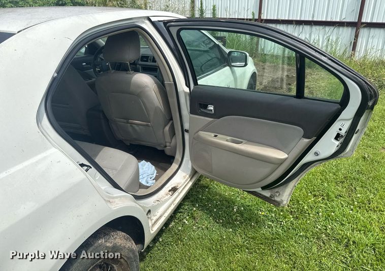 image for item DU9309 2010 Ford Fusion 