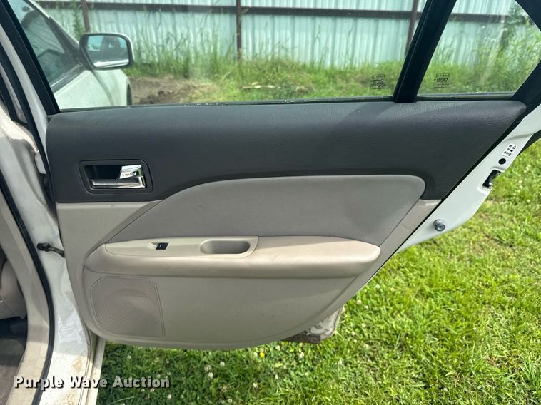 image for item DU9309 2010 Ford Fusion 