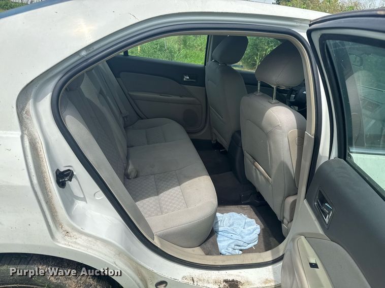 image for item DU9309 2010 Ford Fusion 
