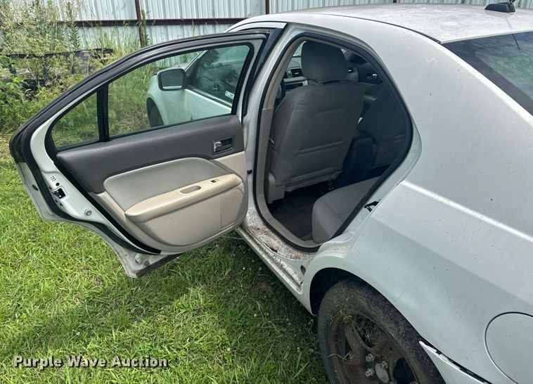 image for item DU9309 2010 Ford Fusion 