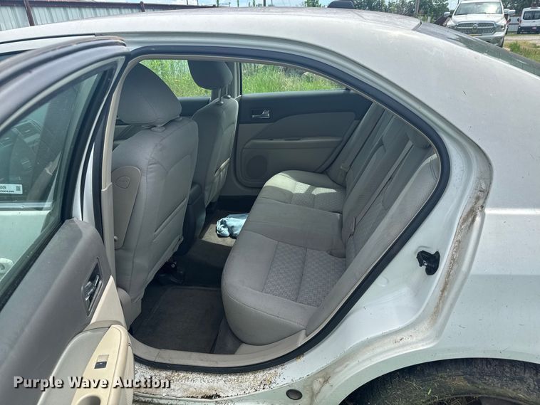 image for item DU9309 2010 Ford Fusion 